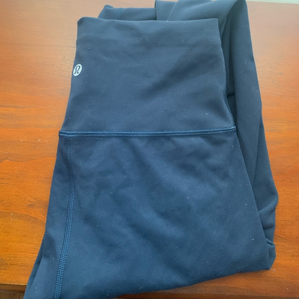 Wunder Train High-Rise 28’ in mineral blue (navy color) size 6